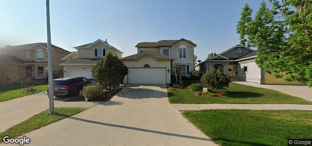 Larawan ng 708 Scurfield Boulevard sa Winnipeg, Manitoba