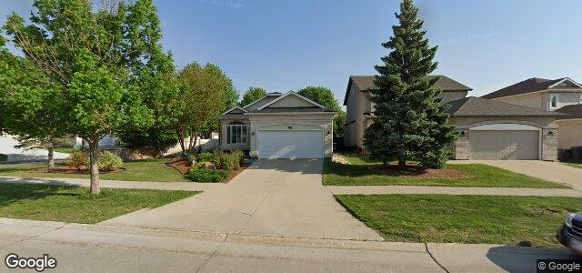 Larawan ng 721 Scurfield Boulevard sa Winnipeg, Manitoba