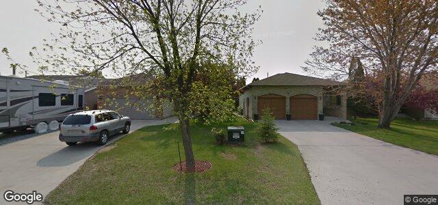 Larawan ng 74 Saxon Bay sa Winnipeg, Manitoba