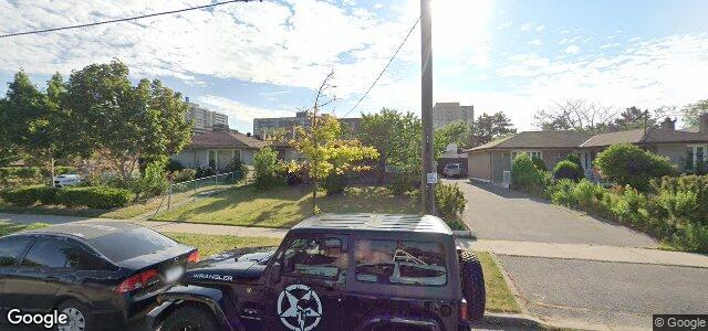 Larawan ng 8 Roseglen Crescent sa Winnipeg, Manitoba