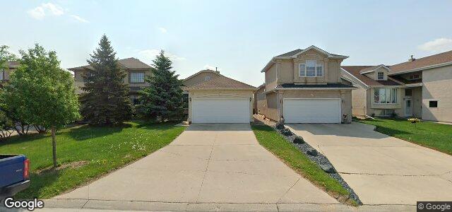 Larawan ng 82 Vineland Crescent sa Winnipeg, Manitoba
