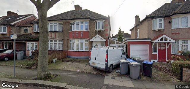 Larawan ng 83 Fleetwood Road sa Winnipeg, Manitoba