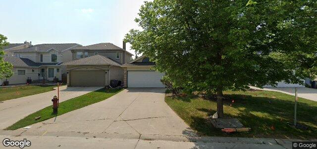 Larawan ng 88 Invermere Street sa Winnipeg, Manitoba