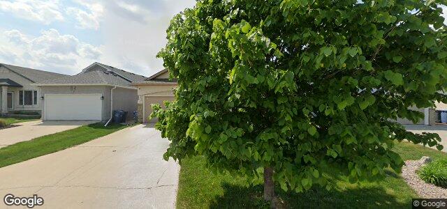 Larawan ng 88 Roseglen Crescent sa Winnipeg, Manitoba