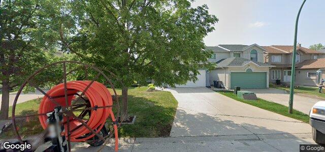 Larawan ng 92 Invermere Street sa Winnipeg, Manitoba