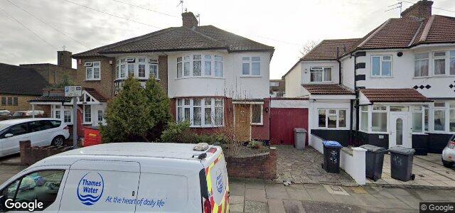 Larawan ng 95 Fleetwood Road sa Winnipeg, Manitoba