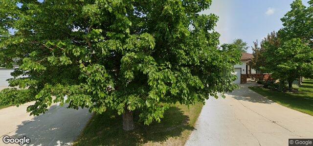 Larawan ng 95 Saxon Bay sa Winnipeg, Manitoba