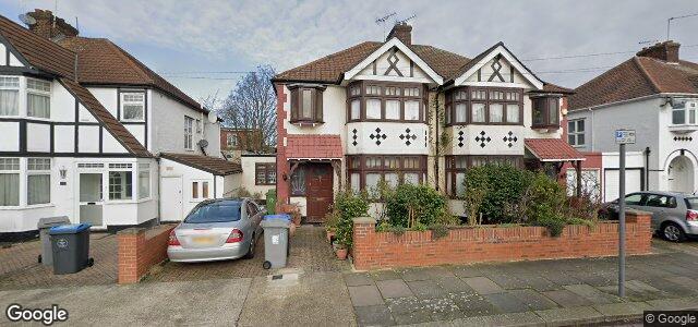 Larawan ng 98 Fleetwood Road sa Winnipeg, Manitoba