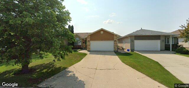 Larawan ng 98 Saxon Bay sa Winnipeg, Manitoba