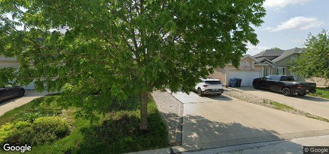 Larawan ng 98 Vineland Crescent sa Winnipeg, Manitoba