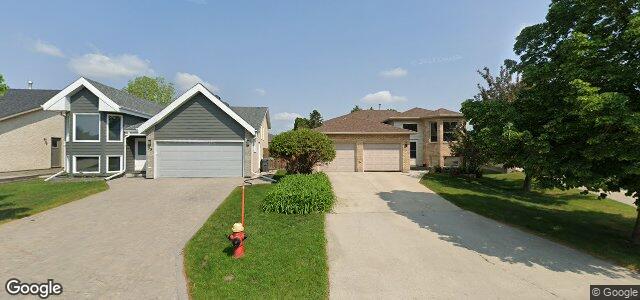 Larawan ng 99 Saxon Bay sa Winnipeg, Manitoba