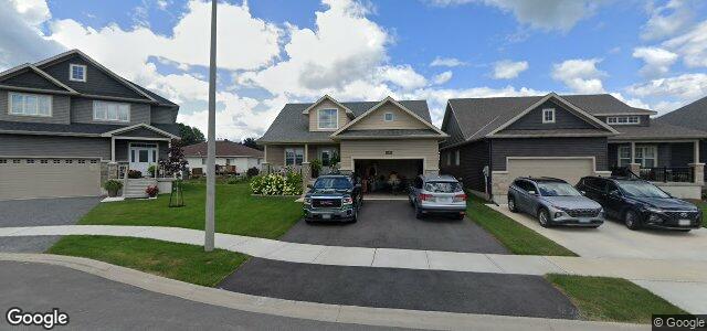 Larawan ng 142 Wildwood C Park sa Winnipeg, Manitoba