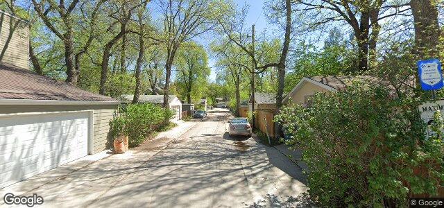 Larawan ng 50 Wildwood E Park sa Winnipeg, Manitoba