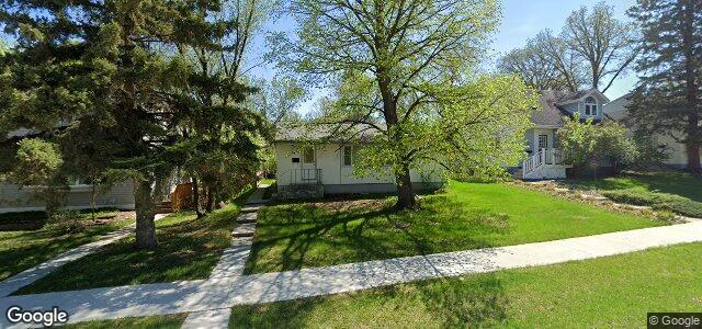 Larawan ng 518 Oakenwald Avenue sa Winnipeg, Manitoba
