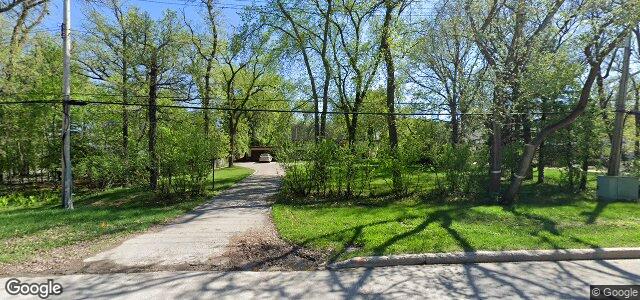 Larawan ng 580 South Drive sa Winnipeg, Manitoba