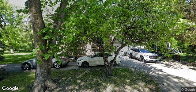 Larawan ng 595 South Drive sa Winnipeg, Manitoba