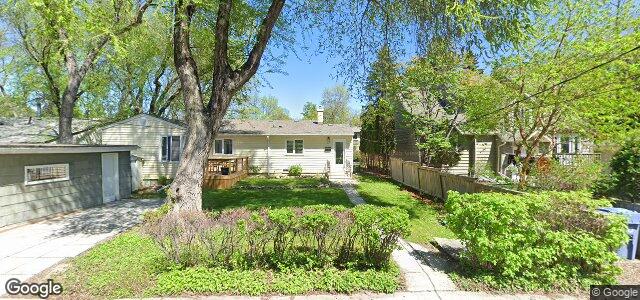 Larawan ng 62 Wildwood E Park sa Winnipeg, Manitoba