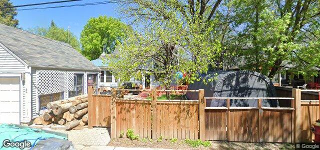 Photo of 84 Wildwood E Park in Winnipeg, Manitoba