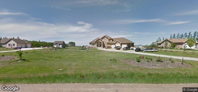 Larawan ng 1440 Charleswood Road sa Winnipeg, Manitoba