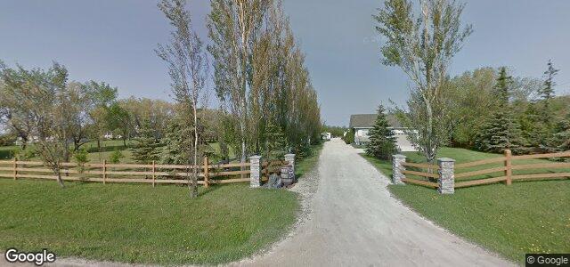 Larawan ng 1520 Charleswood Road sa Winnipeg, Manitoba