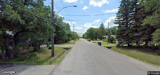 Larawan ng Charleswood Road sa Winnipeg, Manitoba
