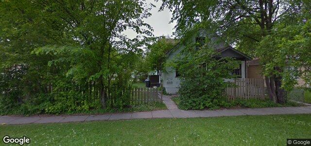 Photo of 1-656 Manitoba Avenue in Winnipeg, Manitoba