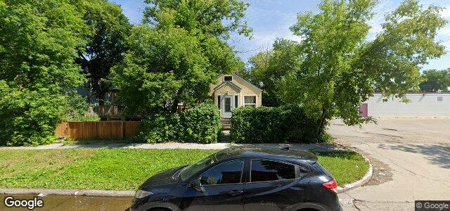 Larawan ng 237 Manitoba Avenue sa Winnipeg, Manitoba