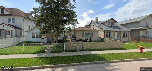 Larawan ng 258 Magnus Avenue sa Winnipeg, Manitoba