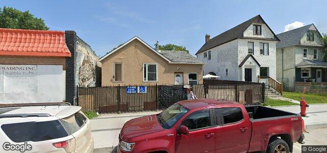 Larawan ng 273 Selkirk Avenue sa Winnipeg, Manitoba