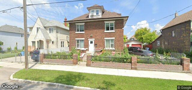 Larawan ng 275 Burrows Avenue sa Winnipeg, Manitoba