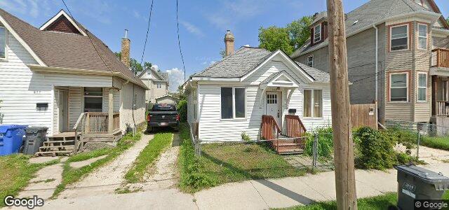 Larawan ng 275 Magnus Avenue sa Winnipeg, Manitoba