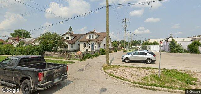 Larawan ng 277 Aberdeen Avenue sa Winnipeg, Manitoba