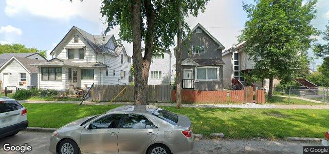Larawan ng 297 Aberdeen Avenue sa Winnipeg, Manitoba