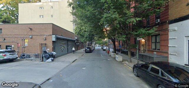 Larawan ng 298 Charles Street sa Winnipeg, Manitoba