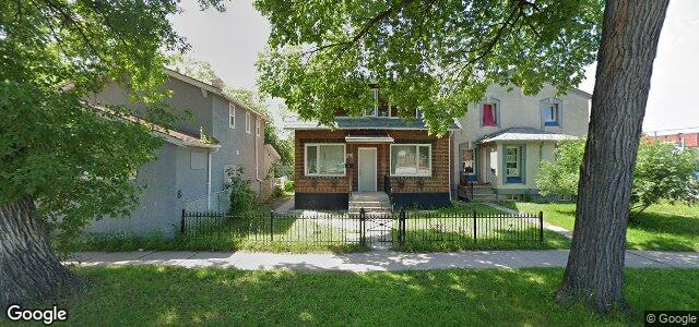 Larawan ng 298 Pritchard Avenue sa Winnipeg, Manitoba