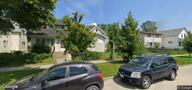 Larawan ng 301 Alfred Avenue sa Winnipeg, Manitoba