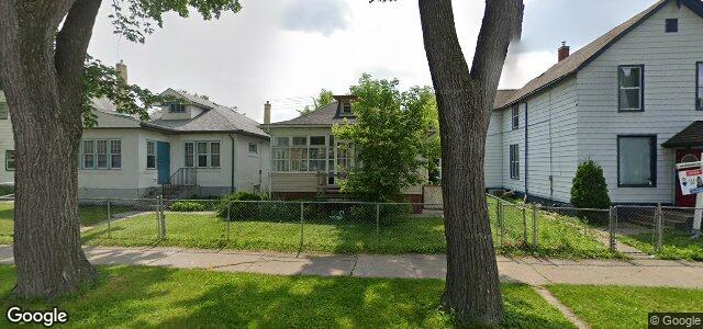 Larawan ng 304 Aberdeen Avenue sa Winnipeg, Manitoba