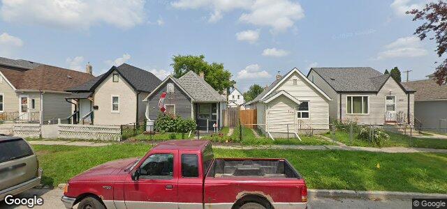 Larawan ng 311 Aberdeen Avenue sa Winnipeg, Manitoba