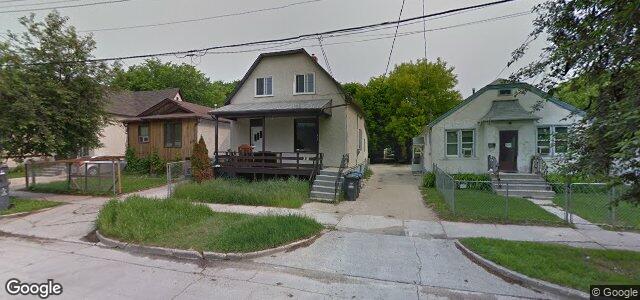 Larawan ng 311 Burrows Avenue sa Winnipeg, Manitoba