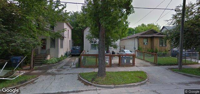 Larawan ng 321 Burrows Avenue sa Winnipeg, Manitoba