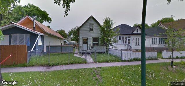 Larawan ng 324 Manitoba Avenue sa Winnipeg, Manitoba