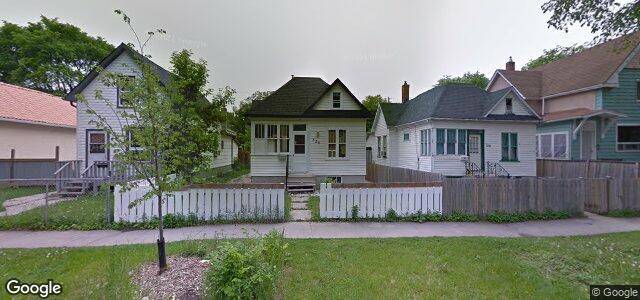 Larawan ng 326 Manitoba Avenue sa Winnipeg, Manitoba