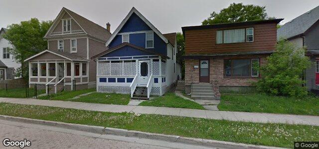 Larawan ng 330 Magnus Avenue sa Winnipeg, Manitoba