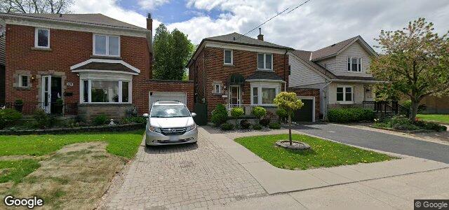 Larawan ng 333 Aberdeen Avenue sa Winnipeg, Manitoba