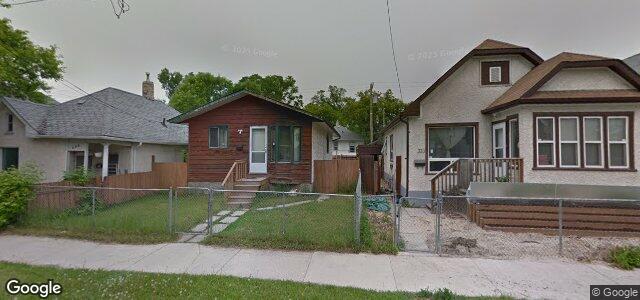 Larawan ng 335 Magnus Avenue sa Winnipeg, Manitoba