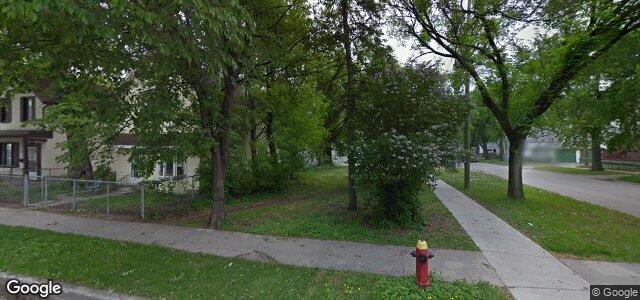Larawan ng 348 Magnus Avenue sa Winnipeg, Manitoba
