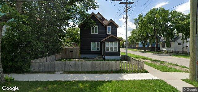 Larawan ng 350 Burrows Avenue sa Winnipeg, Manitoba