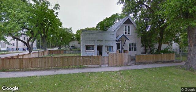 Larawan ng 354 Manitoba Avenue sa Winnipeg, Manitoba