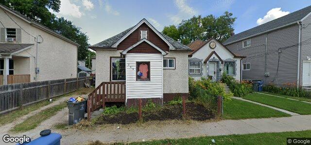 Larawan ng 359 Magnus Avenue sa Winnipeg, Manitoba