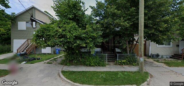 371 Magnus Avenue（加拿大曼尼托巴省溫尼伯市）房屋照片